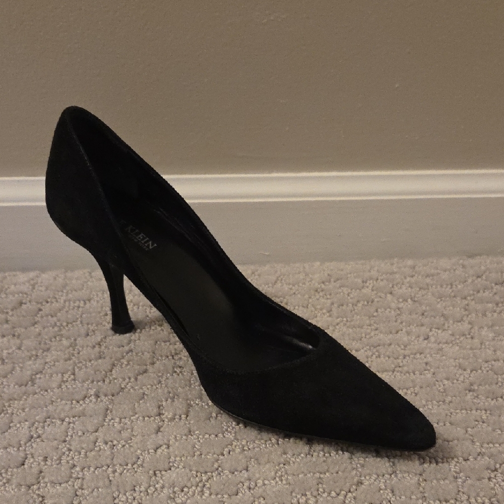 Anne Klein Classic Black Suede Heels